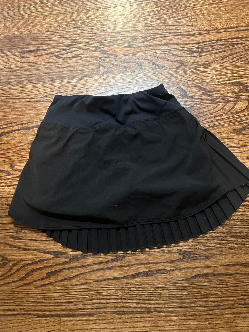 Black Pleated Hem Women's Tennis Skirt